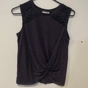 (Mix & Match 3/$18) Loft Outlet Crew Neck Sleeveless Top in Sz Medium Petite